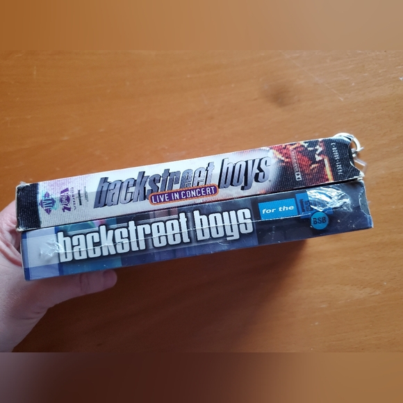 Backstreet Boys VHS tapes x2 & Keychain - Picture 3 of 8